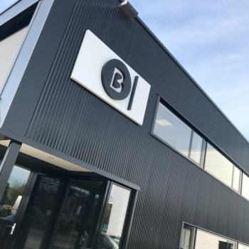 Signing To Build pand